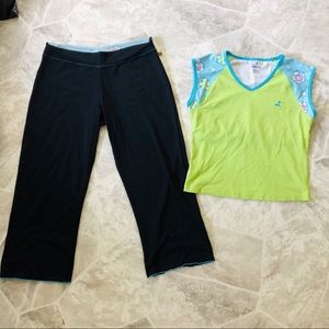 Two-piece green floral active sports stretch spandex capris outfit SZ Large